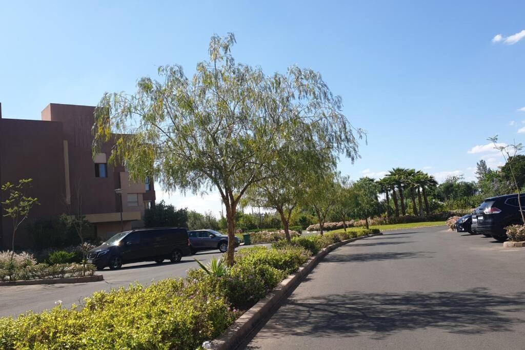 Very Charming Home, Garden, Great Location, Golf View & Direct Access Pool Marrakesch