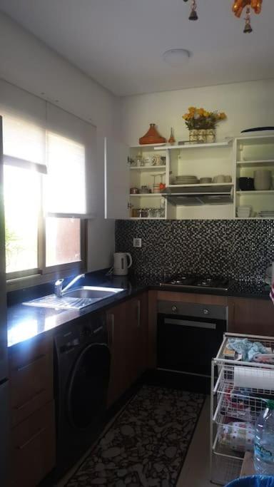 Very Charming Home, Garden, Great Location, Golf View & Direct Access Pool Apartment Marrakesch