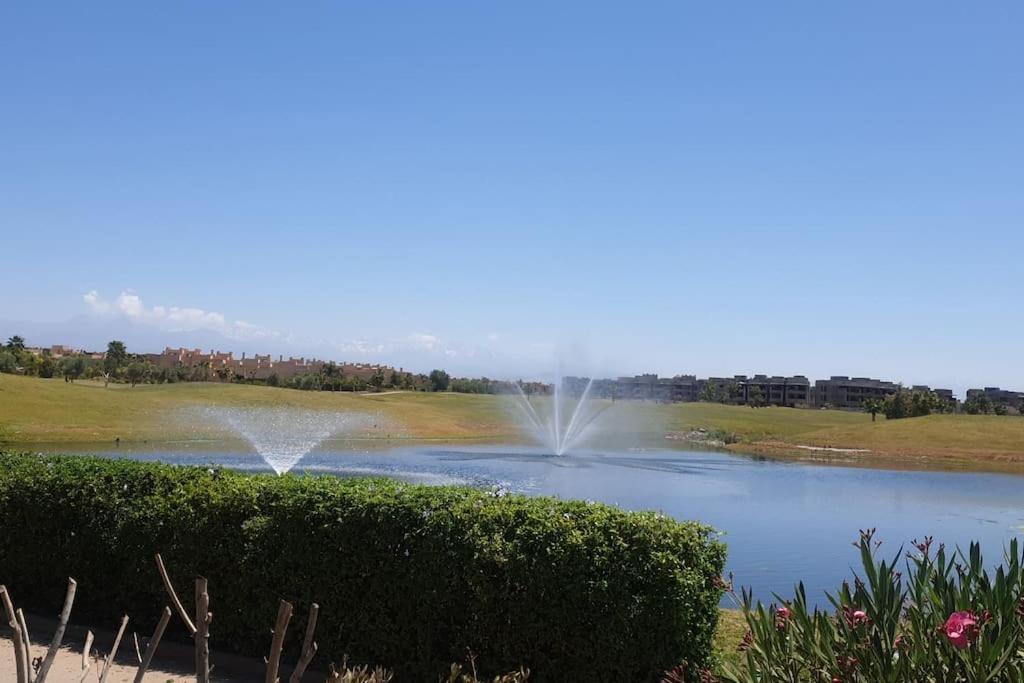 Very Charming Home, Garden, Great Location, Golf View & Direct Access Pool * Marrakesch